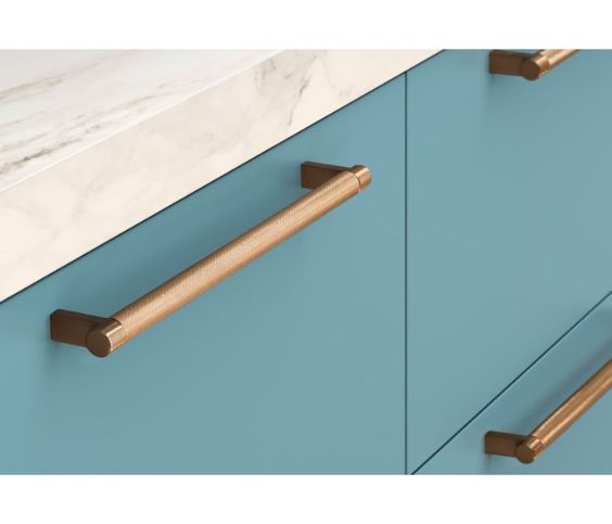 Select Knurled Bar Pull