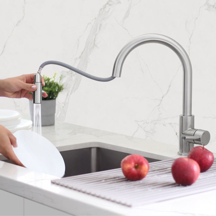 Stylish - Modern Single Handle Pull down Sprayer Kitchen Faucet in Stainless Steel