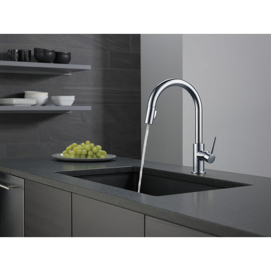 Delta - Trinsic - Single Handle Pull-Down Faucet - Arctic Stainless
