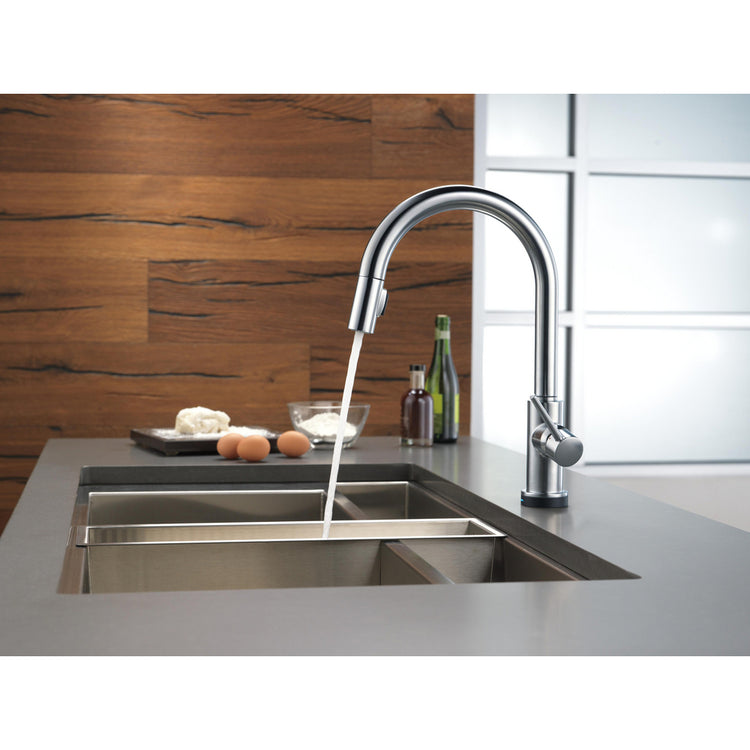 Delta - Trinsic - Single Handle Pull-Down Faucet with T2O - Arctic Stainless