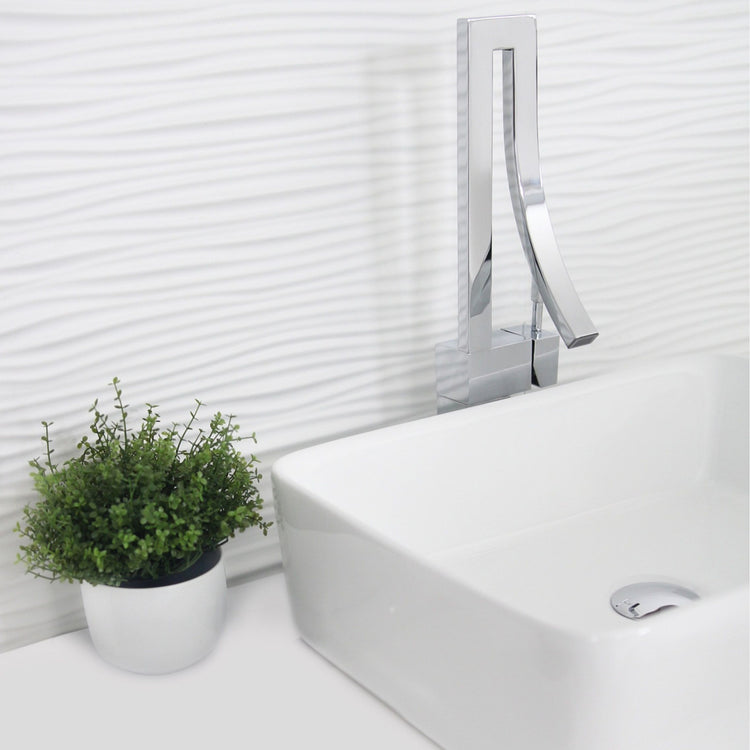 Modern Single Handle Bathroom Faucet in Polished Chrome